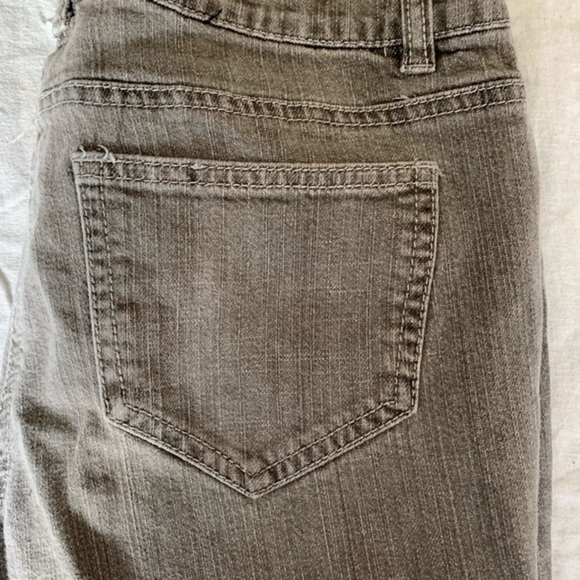 I N C Jeans Slim Straight Leg Medium Rise Gray Beige Ladies Size 6 - Picture 7 of 9